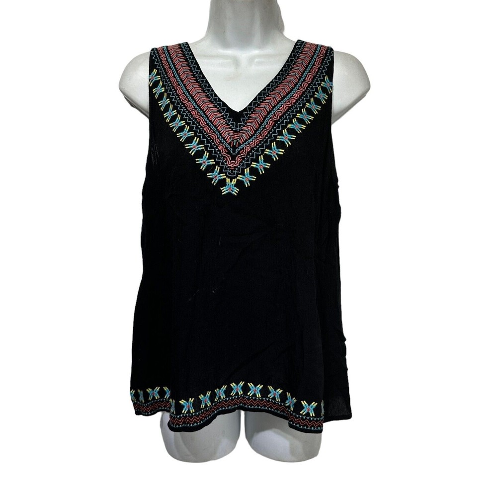 skies are blue lace knit embroidered tank top Size M